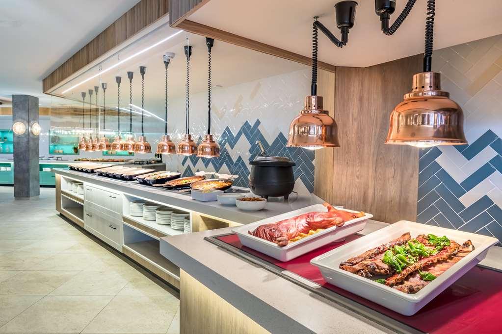 Barcel Ponent Playa Hotel Cala d'Or  Restaurant photo